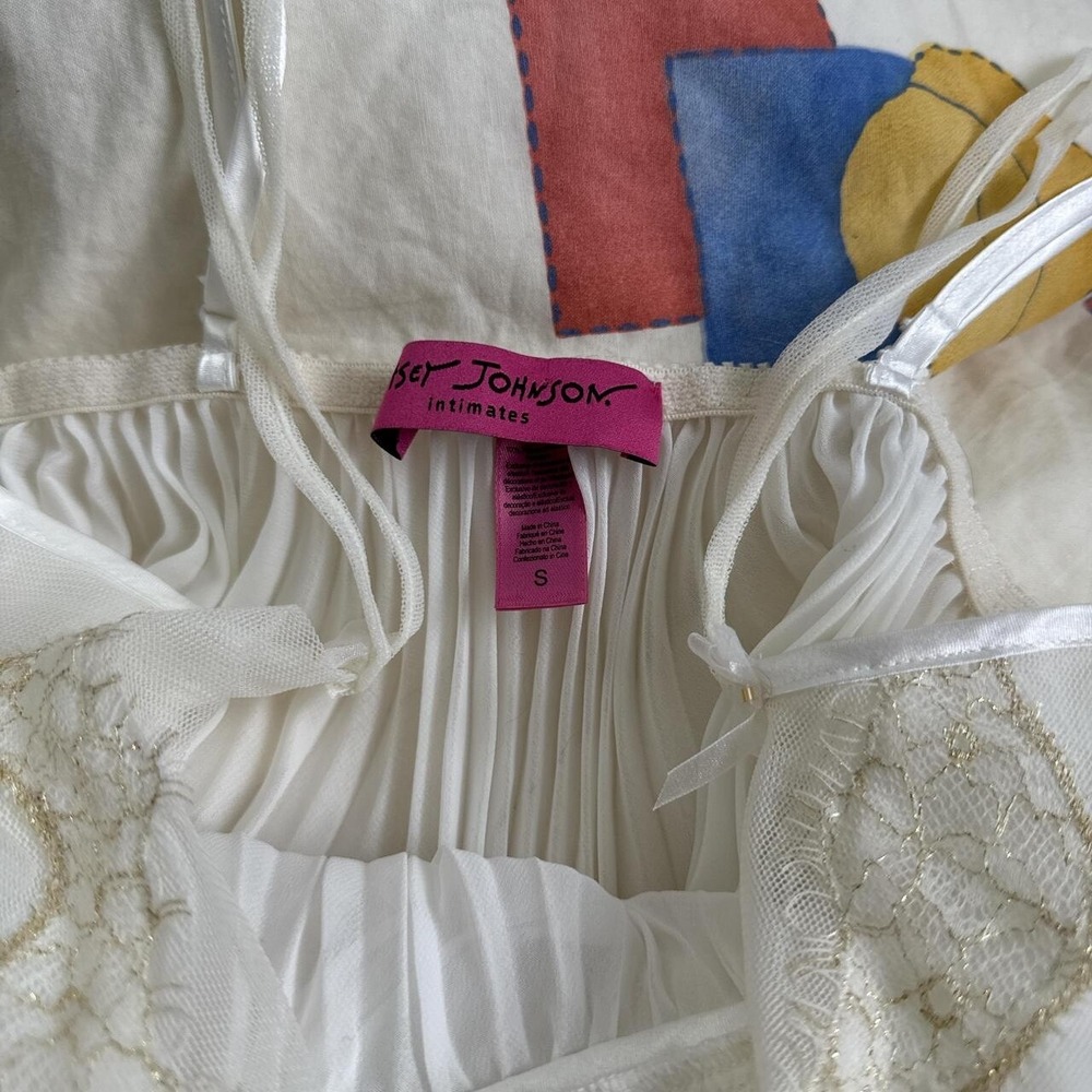 Betsey Johnson White Pleated Lace‎ Babydoll Lingerie – Size Small - Picture 6 of 6